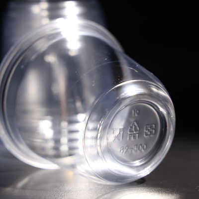 U Bentuk Stackable Plastik Satu Kali Penggunaan PET Cup 10oz Untuk Kopi Dingin