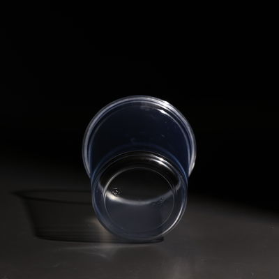 Прозрачная пластиковая чашка из ПЭТ