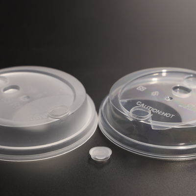Elastyczne plastikowe jednorazowe pokrywy kubków Przejrzyste dla plastikowych i papierowych kubków