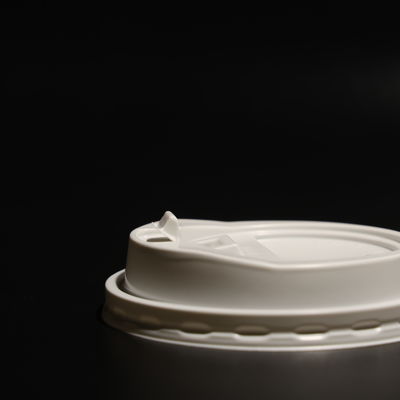 Flexible Plastic Cup Lid Simple And Functional With Safety Features BPA-free