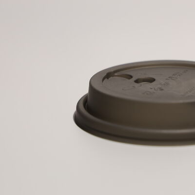 Colored Plastic Cup lid Leakproof Perfect for Events Catering and Food Service Businesses For Beverage Drinking Cups